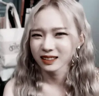 😒 77716d01 telegram sticker