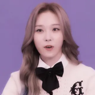 🧋 6180f727 woman, girl, portrait, person, Korean, singer whatsapp sticker