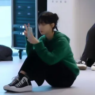 🧵 b64469ba whatsapp sticker