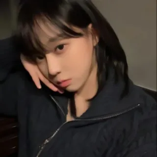 🧵 f224b420 whatsapp sticker