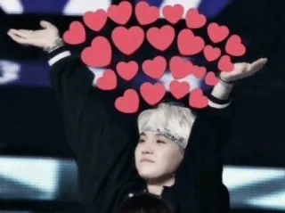 ❤️ 07701245 Suga kpop, corações, bandana, cantor, idol, suga, bts telegram sticker