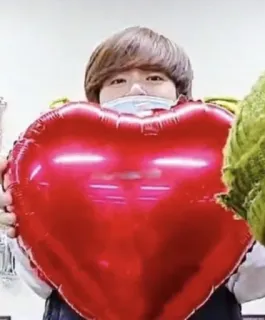 ❤️ 8d053f32 coração, balão, amor, pessoa, rosto, vermelho telegram sticker