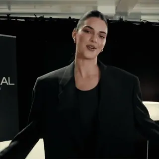 🌟 aa5dc8a0 woman, model, jacket, black, portrait telegram sticker