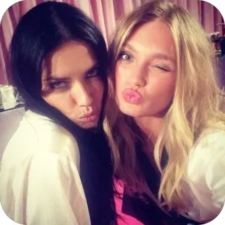 🎀 d662df9a women, models, selfie, friendship, beauty, posing, portrait telegram sticker