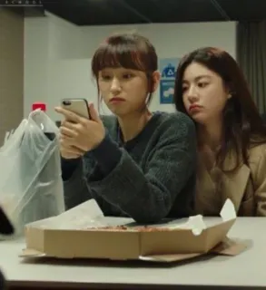 👽 098197de phụ nữ, bạn bè, ăn uống, điện thoại, Hàn Quốc telegram sticker