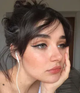 🤍 3163fc0b woman, girl, portrait, brunette, beauty, makeup whatsapp sticker