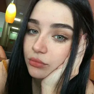 🤍 f414a382 woman, face, portrait, girl, beauty, person whatsapp sticker