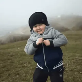 👊 17222375 anak, potret, luar ruangan, orang, senyum, imut whatsapp sticker