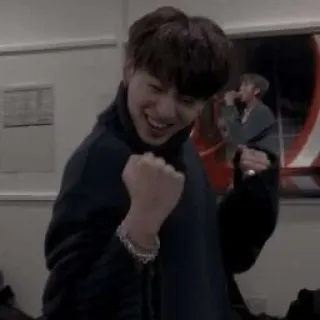 ✊ 416f0def persona, sonriendo, interior, oscuro whatsapp sticker