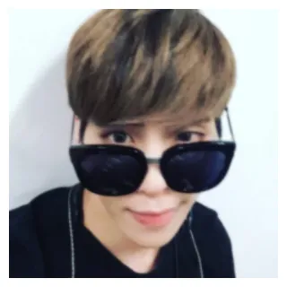 💚 da096b7c 人, 太阳镜, 自拍, 男人, 肖像 telegram sticker