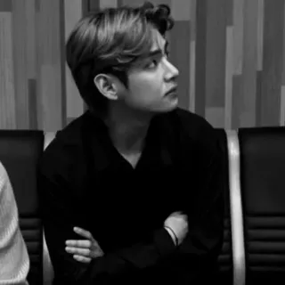 🧊 19edb667 V kpop, idol, v, bts whatsapp sticker