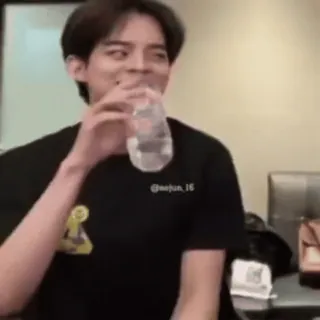 🤎 fdbb713e @seojun_16 telegram sticker