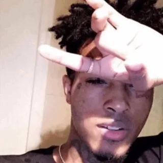 🖤 3d98a29e XXXTentacion แร็ปเปอร์, เพลง, xxxtentacion, ท่าทางมือ telegram sticker