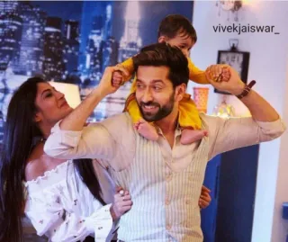 😍 40814407 vivekjaiswar_ famiglia, bambino, padre, madre, interno telegram sticker