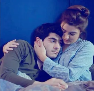 😌 69165a76 coppia, amore, abbraccio, affetto, romanticismo telegram sticker