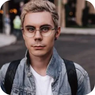 Ян топлес telegram stickers