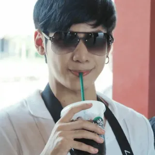 😜 c1954525 男性, サングラス, 飲み物, 飲み物, スターバックス telegram sticker