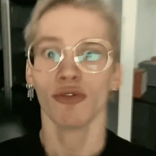 😳 b9612ee5 whatsapp sticker