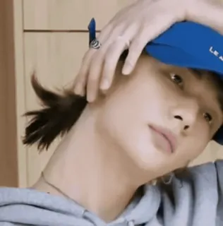 😌 5e28f2fa whatsapp sticker