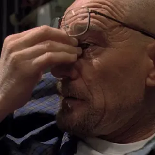 🧪 0f1b4c05 Walter White Breaking Bad Breaking Bad, Walter White, Bryan Cranston, traurig, weinen, Serie whatsapp sticker