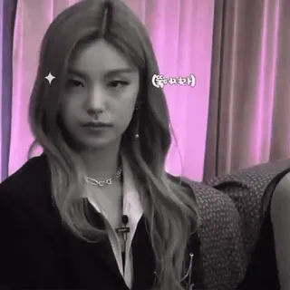 🐻 2738f087 싫어싫어 phụ nữ, kpop, ca sĩ, Hàn Quốc, chân dung telegram sticker