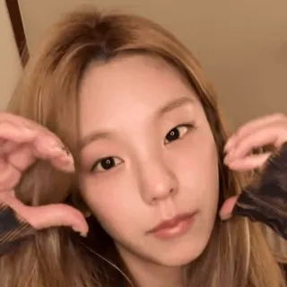 💣 8df3e043 femme, coréenne, selfie, cheveux, portrait telegram sticker