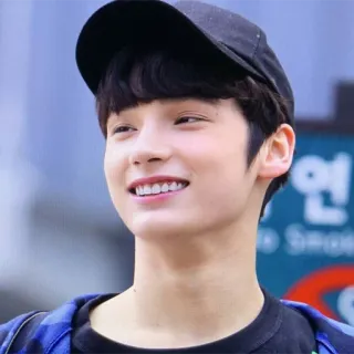 😄 78cd2112 telegram sticker