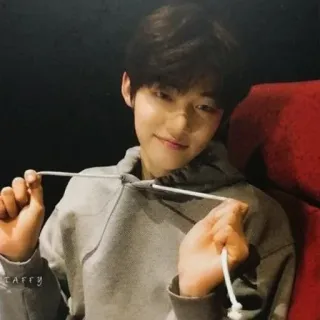 🙂 d4177903 TAFFY telegram sticker