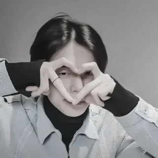 🛍️ dda98e7e hart, liefde, gebaar, vingers, jongen, koreaans whatsapp sticker