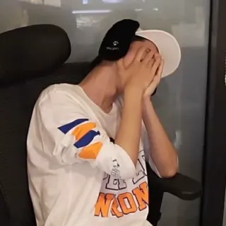 🤍 252cfb7d telegram sticker