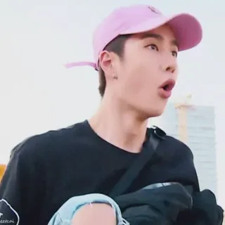 🤍 b5c833e8 telegram sticker