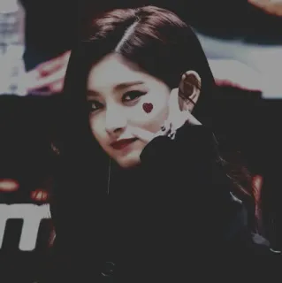 💎 5d793634 donna, ritratto, cuore, faccia telegram sticker