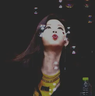 💎 6cf9a6a5 donna, bolle, ritratto, celebrità, kpop telegram sticker