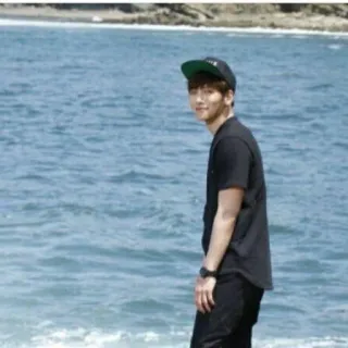 😎 df7600e6 telegram sticker