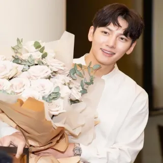 💐 e0eed0d7 ผู้ชาย, ดอกไม้, ช่อดอกไม้, ภาพเหมือน, รอยยิ้ม, เอเชีย, เกาหลี, นักแสดง telegram sticker