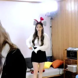 🎞 a906d3c3 telegram sticker