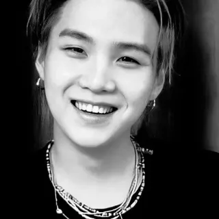 🕸 c7325b88 person, lächelnd, mann, porträt, glücklich, schwarzweiss whatsapp sticker