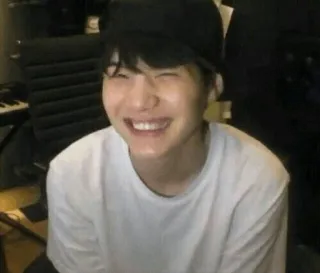 😂 08474915 personne, souriant, heureux, homme, portrait, décontracté telegram sticker