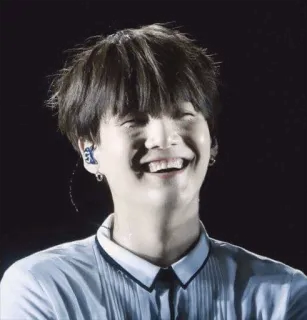 😂 20d9200e Suga Suga, Min Yoongi, BTS, K-pop, chanteur, idole telegram sticker