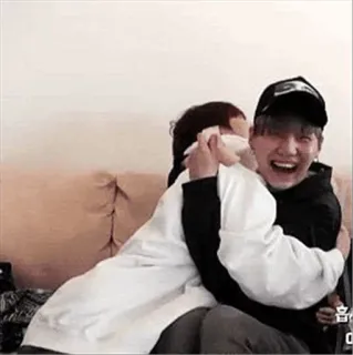 ❤ 5cd16574 câlin, amitié, affection, fête, joie, positif telegram sticker