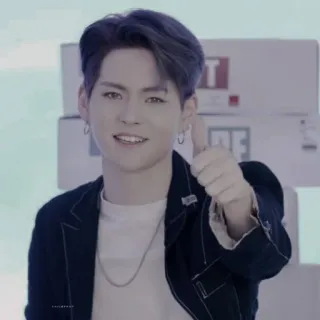 🐯 9a152519 hombre, pulgar arriba, retrato, sonrisa, casual, coreano whatsapp sticker