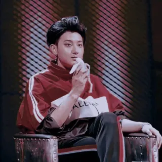 🇳🇱 eee6c2b2 SALE man, sitting, chair, kpop, chinese, casual, indoor telegram sticker