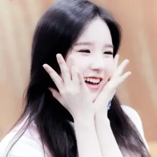 ☺️ 3f81552e femme, sourire, portrait, heureux, beauté, visage whatsapp sticker