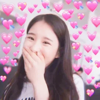 🤭 5a6cceab coeurs, fille, amour, mignon, affection, portrait whatsapp sticker