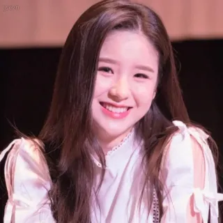 😁 cd6fa77b femme, sourire, portrait, fille, jolie, personne, femme whatsapp sticker