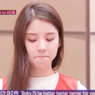 🤐 fa4578c8 Boby I'll be better better better for you Chanteuse coréenne, Femme, Gros plan, Portrait, Gilet rouge whatsapp sticker