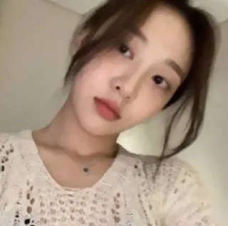 ✨ 55e35c39 wanita, potret, orang, selfie, wajah, perempuan whatsapp sticker