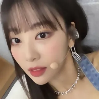 ✨ c9b3c2da potret, wanita, orang, selebriti, cantik, asia whatsapp sticker