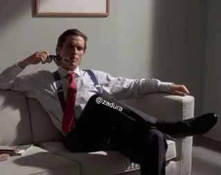 🪓 7ed4fe7b Patrick Bateman American Psycho @zadura 패트릭 베이트먼, 아메리칸 사이코, 금융, 80년대, 월스트리트, Yuppie, 멜빵, 넥타이 telegram sticker