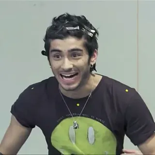 🔦 3eb7e6c9 Looks to me worse 미소, 사람, 목걸이, 클립, 행복 telegram sticker